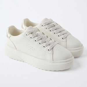 Zara girl chunky sneakers. Size 5